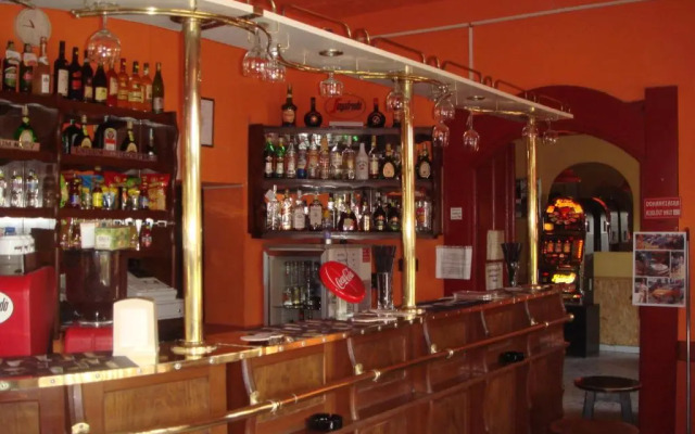 Platán Panzió