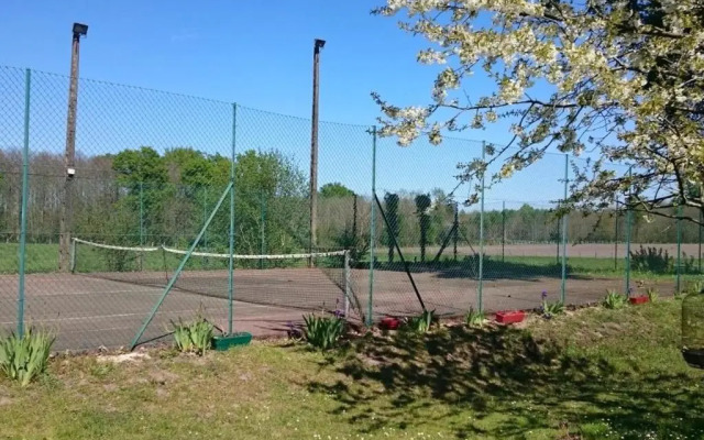 Gîte Saint-Jean-de-la-Motte, 6 pièces, 15 personnes - FR-1-410-223