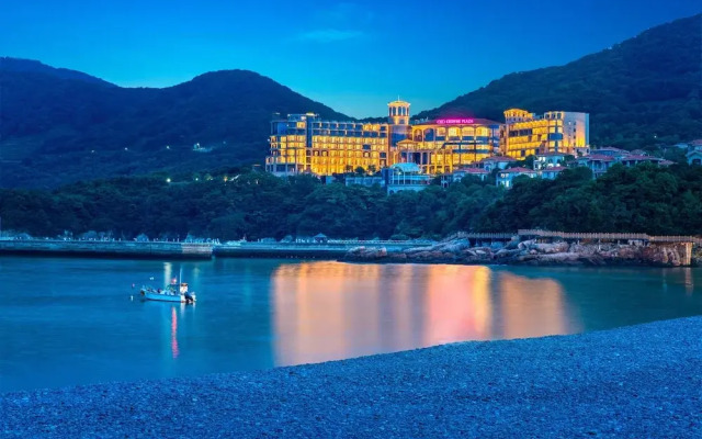 Crowne Plaza Zhoushan Seaview, an IHG Hotel