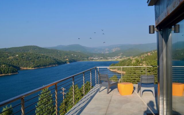 Timberline Haus 3 Bedroom Home by RedAwning