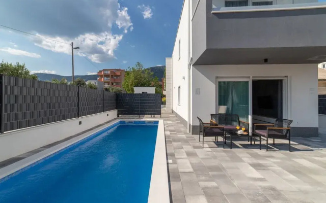 Luxury Kastela Villa With Heated Pool and Lounge Area