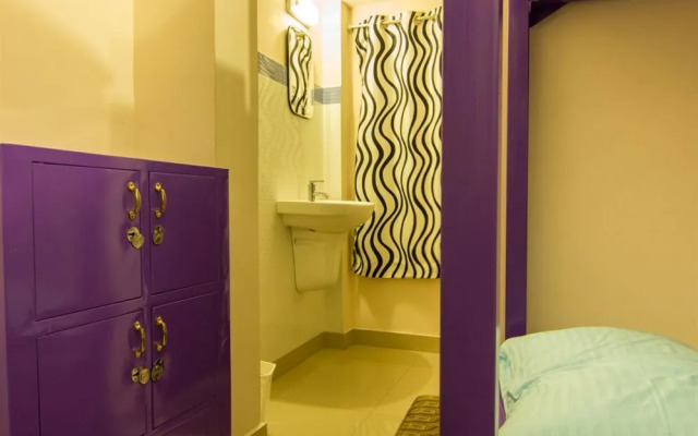 Vedanta Wake Up-Kumily Town Center