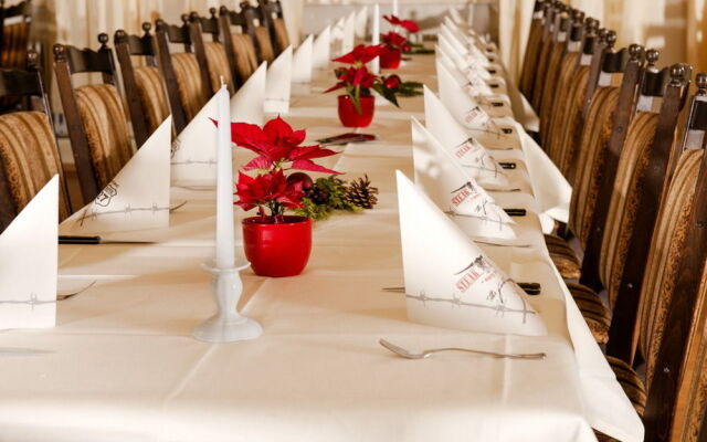 Steakhouse 27 HOTEL