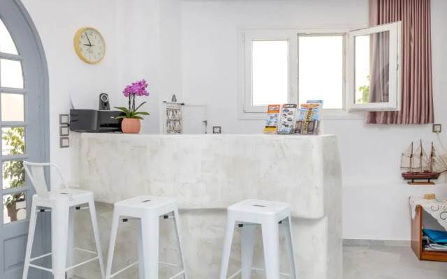 Katerina Roza Studios - Heartfelt Hospitality in the City
