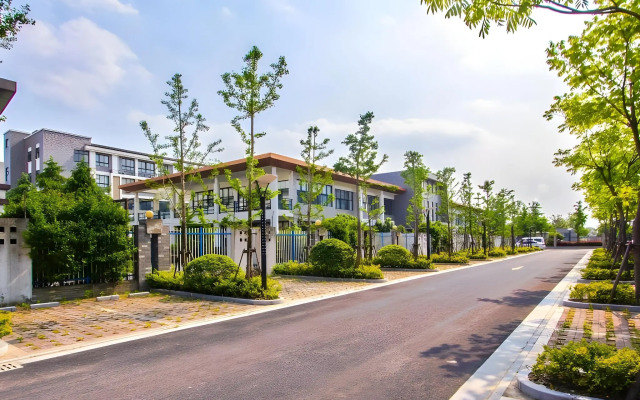 GreenTree Inn Jiaxing Qixing Town Goverment