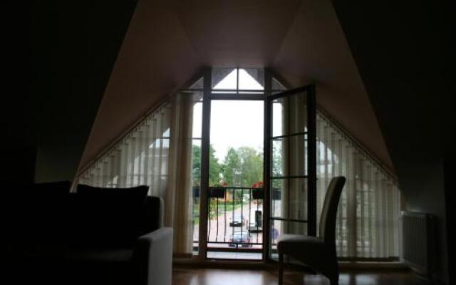 Alongės Guest House