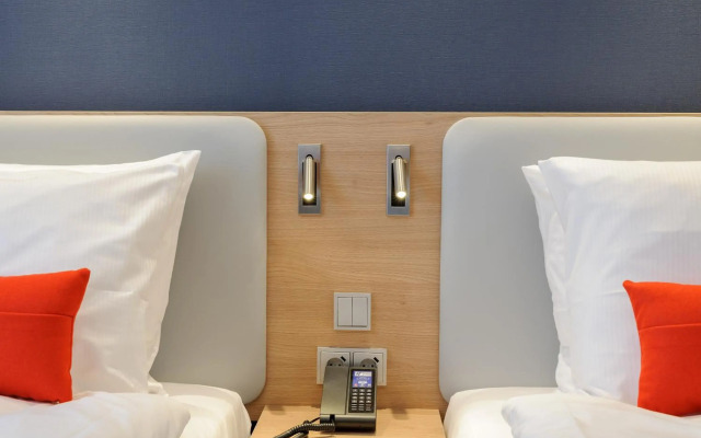 Holiday Inn Express Berlin - Alexanderplatz by IHG
