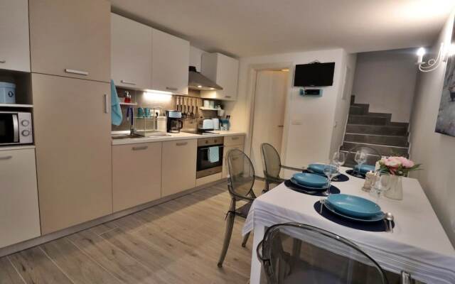 House Stone House Mia Casa