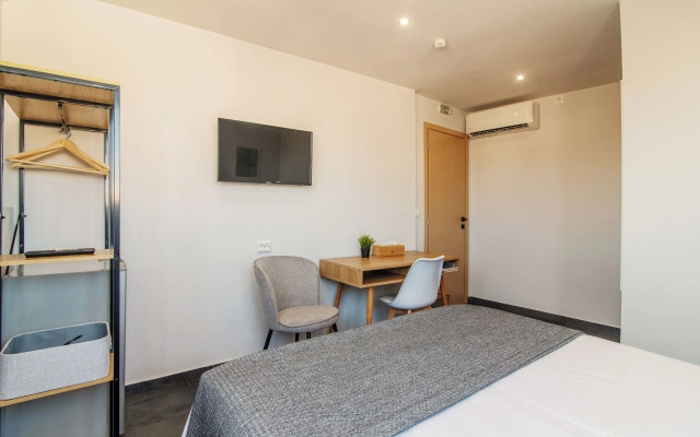 Navitas House Athens