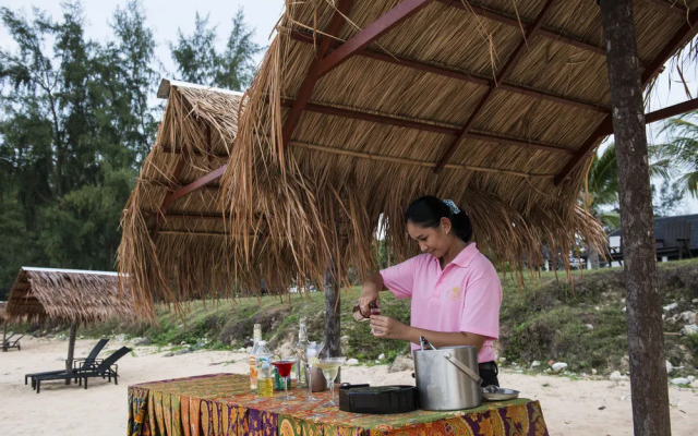 Sari Pacifica Resort & Spa Sibu Island