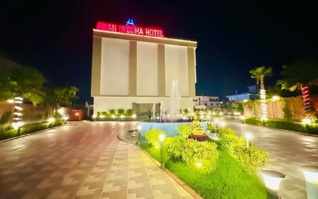 Asian Buddha Hotel