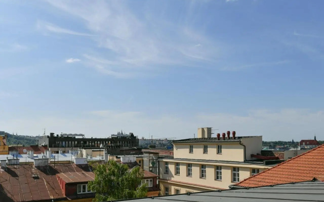 Comfort Central Apartment, 4Bdrm, 2Bthrm