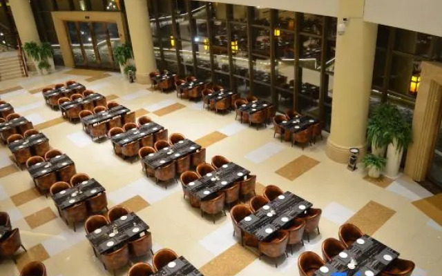 Island International Hotel