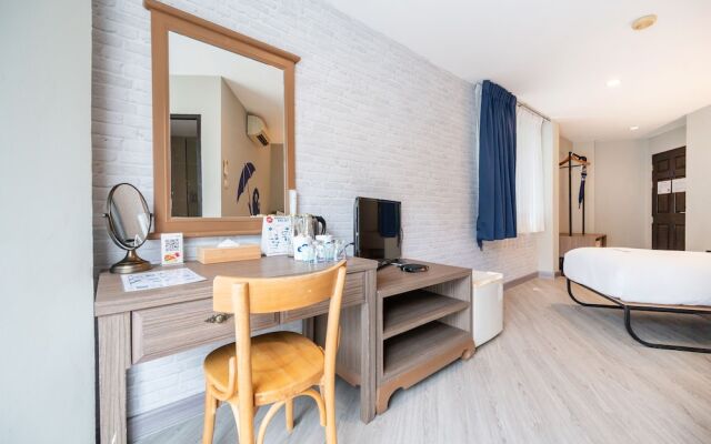 White Sand Krabi Hotel