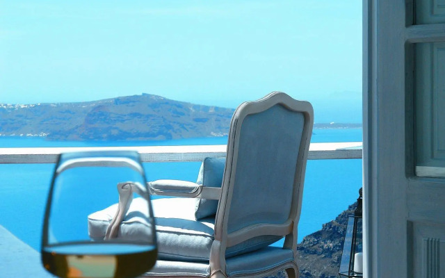 Sun Rocks Boutique Hotel