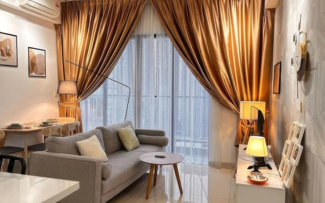 Trion Residence by Emily in Town