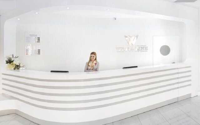 White Line Boutique Hotel