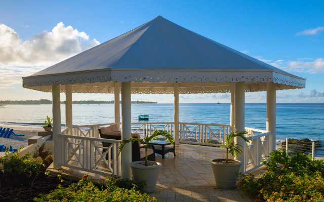 Sea Breeze Beach House by Ocean Hotels - All Inclusive