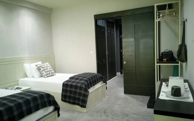 Chomm House