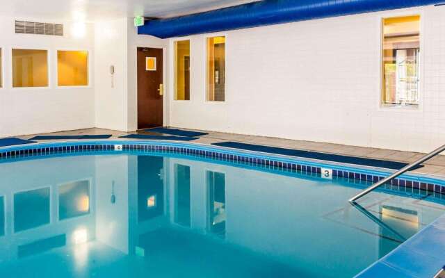 Comfort Suites Denver North - Westminster