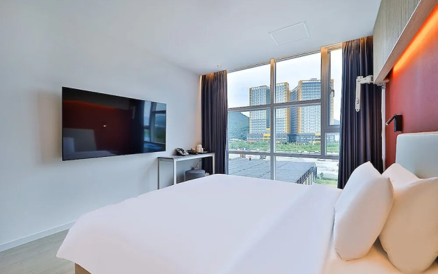 Browndot Busan Newport Signature