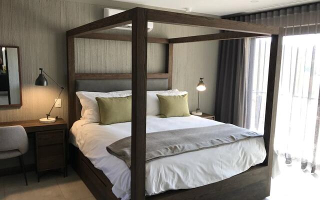 Bakubung Self-Catering Chalets