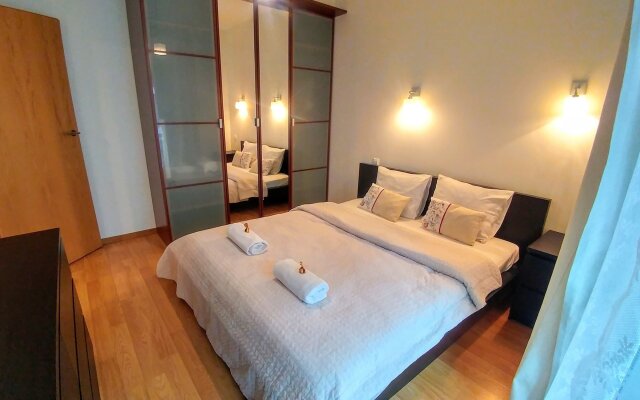 Angel Plaza Apartments