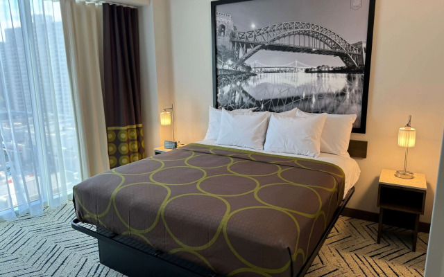 Super 8 By Wyndham Bronx Near Stadium