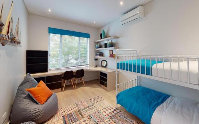 Stamford on Sea by Top Destinations Rentals