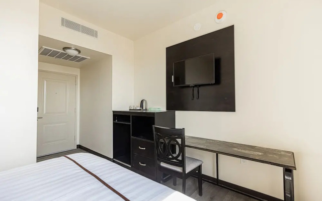 Astoria Inn LaGuardia hotel