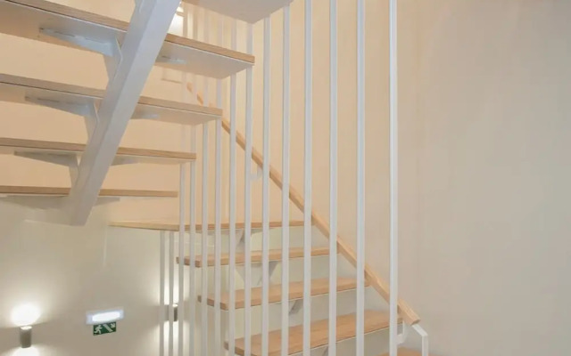 Liiiving in Porto Charming Downtown Delight I