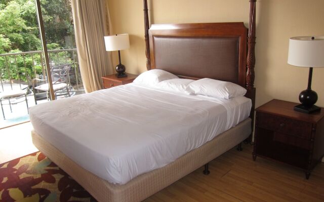 Country Club Condo Hotel