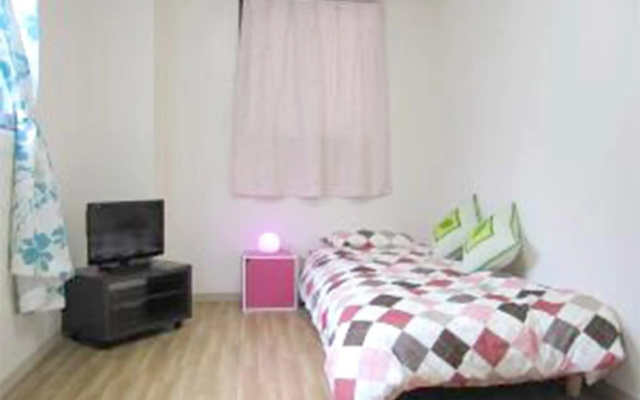 Women's Guest House Fukutomi – Guest Rooms – Naha