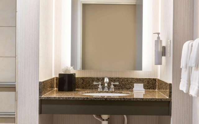 Hilton Garden Inn Bethesda Downtown