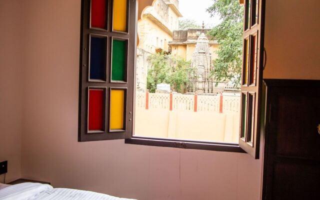 OYO 14537 Hotel Amer Haveli