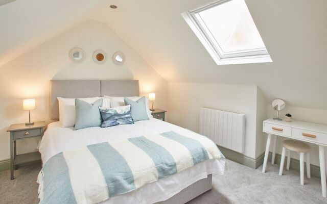 Threadneedle Cottage
