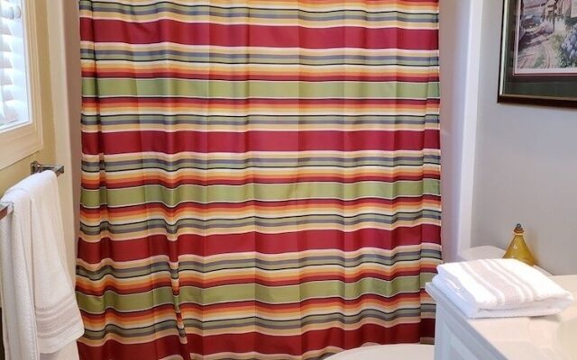 The White - 3 Br Home