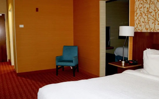 Peach Tree Inn And Suites