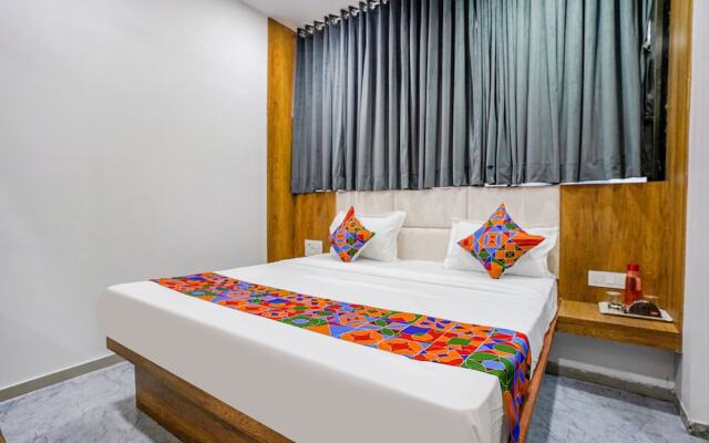 Fabhotel Western Inn