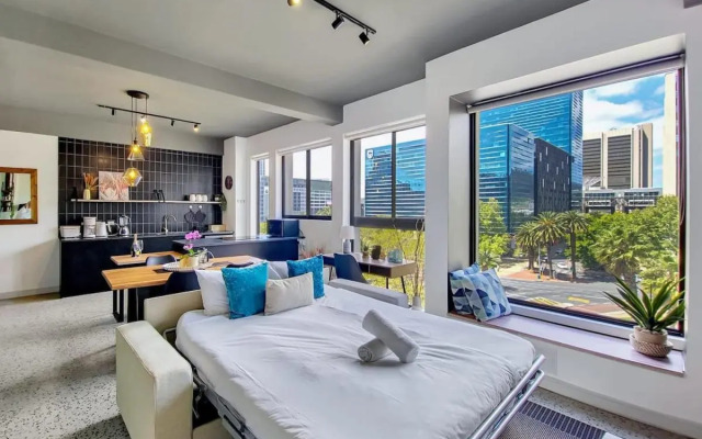 City Oasis Apartment with Rooftop Pool!