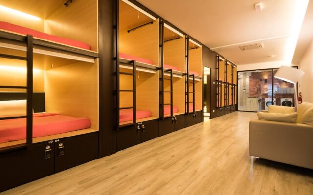 OYO 89809 Sogor Girls Dormitory