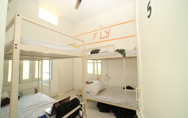 Roadhouse Hostel Varanasi