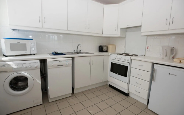 Spanish Cove Holiday Home Sleeps 5