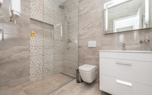 Modern Villa in Privlaka With Swimming Pool