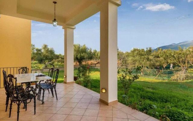 Olive Tree Villa-kalamata Serene Retreat