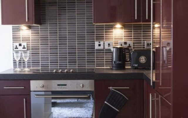 Lux Aparts Huddersfield Central