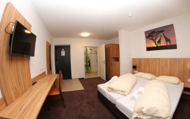 Schäfer Boardinghouse