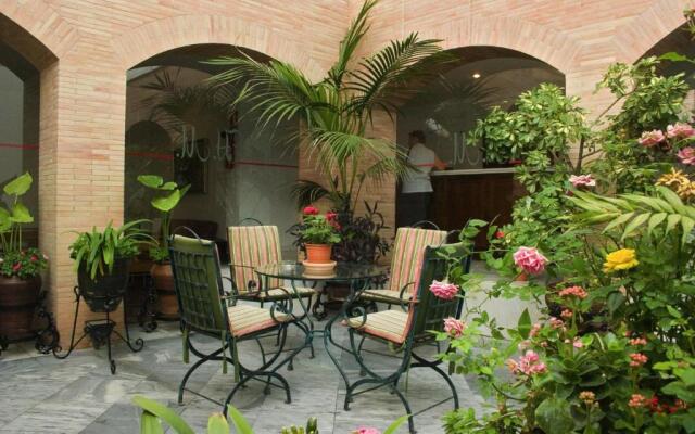 Maestre Hotel