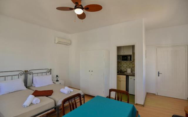 Naxos 3 min from port central apartment