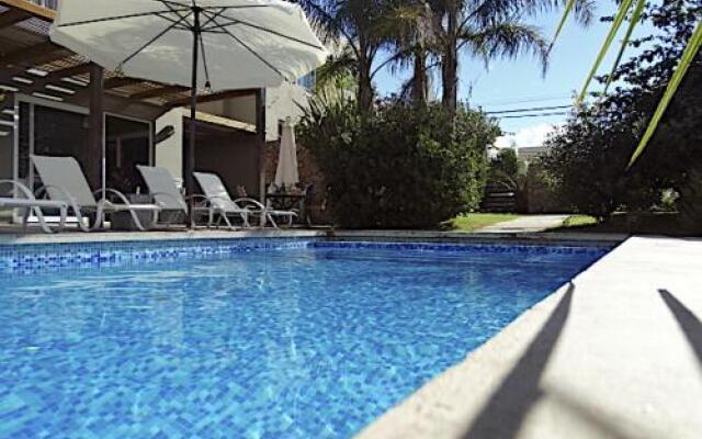 Villa Juana Bungalows & Suites